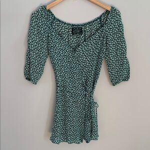 Reformation Lucky Wrap Mini Dress Green  Floral Clover St. Patrick’s Day XS